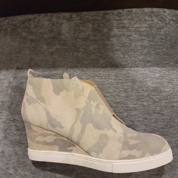 Linea Paolo bootie - Picture 2 of 3